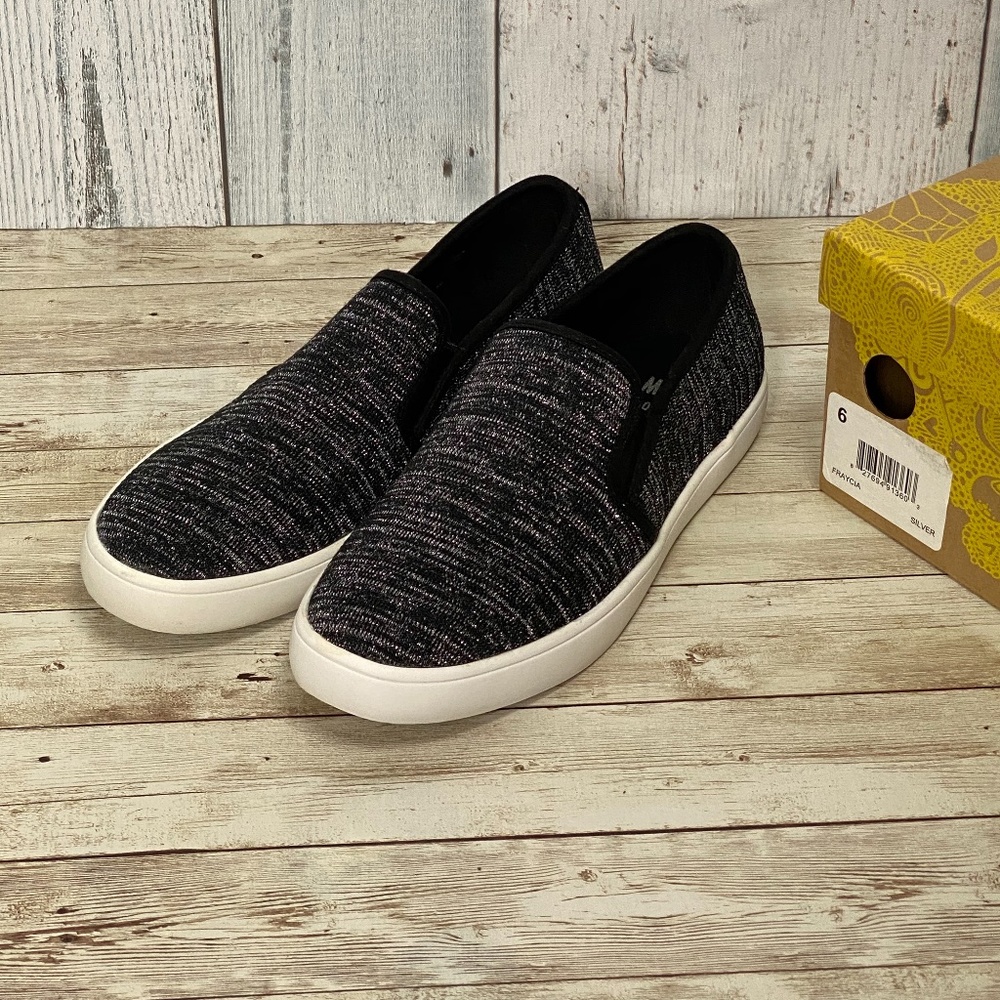 Fraycia Sneaker from Mix No. 6 Black and Silver 6M
